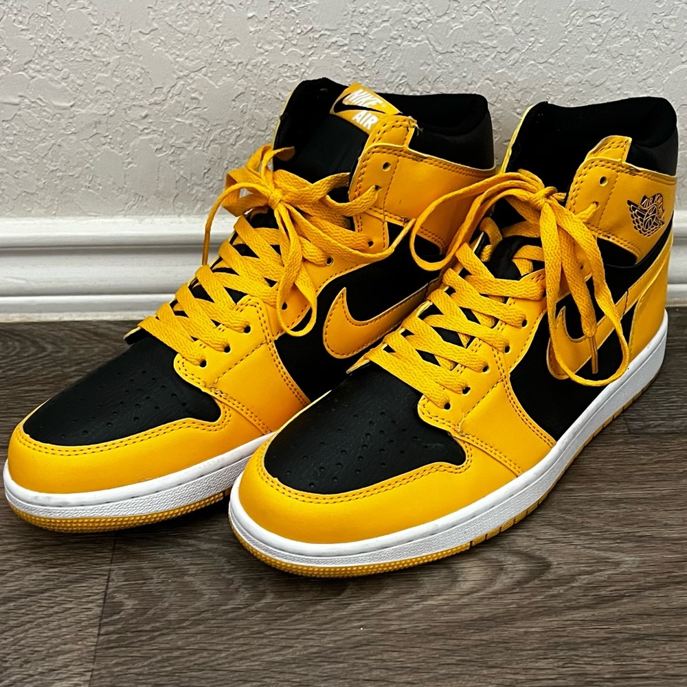Jordan 1 Pollen Iowa Wu-Tang 9.5